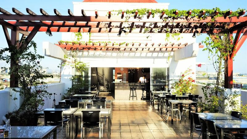 ZEN Rooms Ninoy Aquino Airport 1