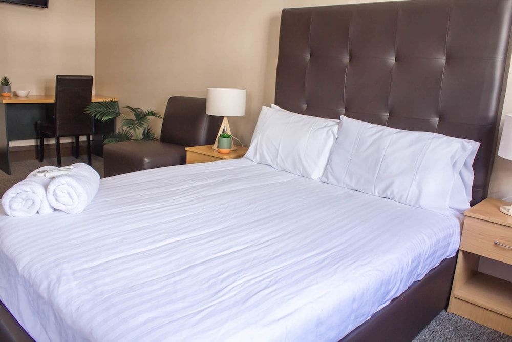 Campsie Hotel 2