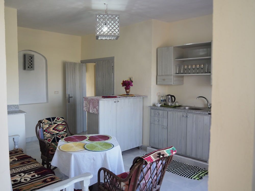 Nile Compound Hotel 3
