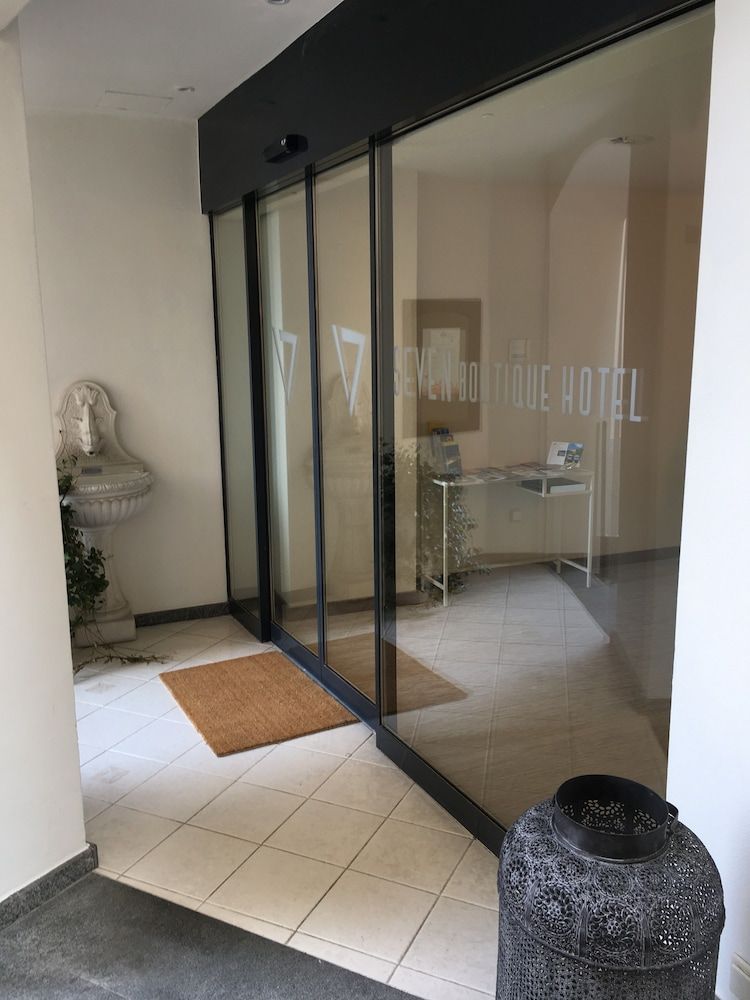 Seven Boutique Hotel 2