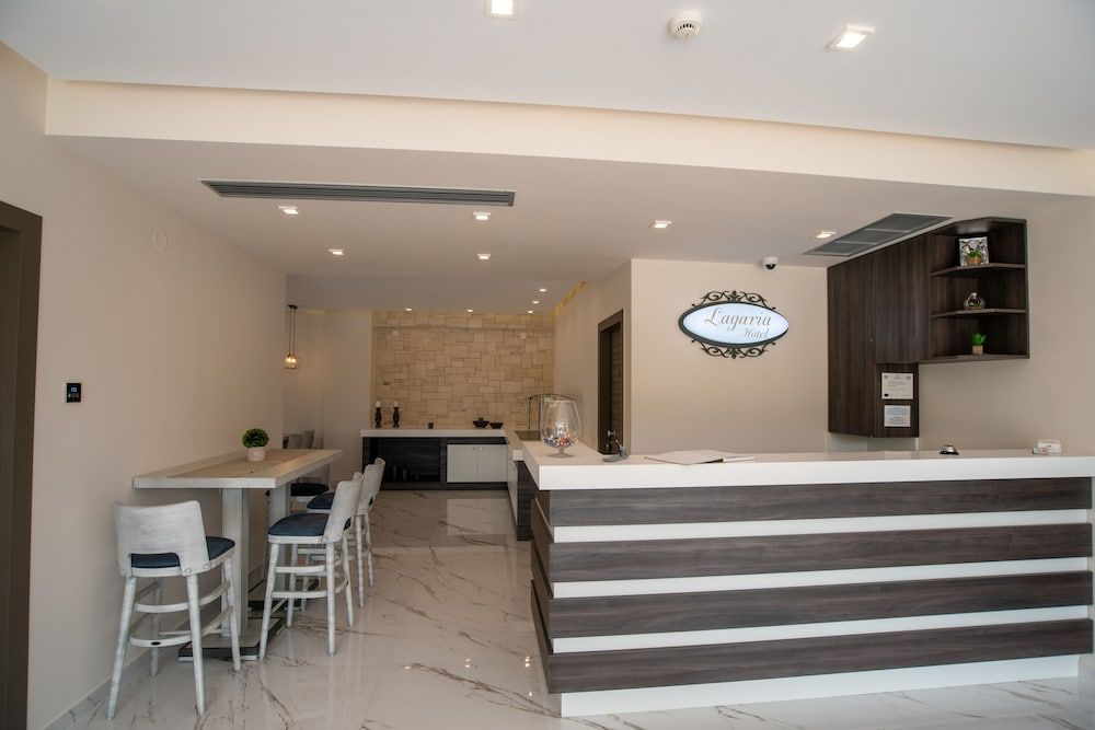 Lagaria Luxury Rooms & Apartments 3
