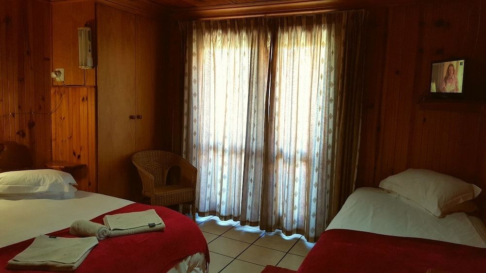 Lakeside Knysna Accomodation 2