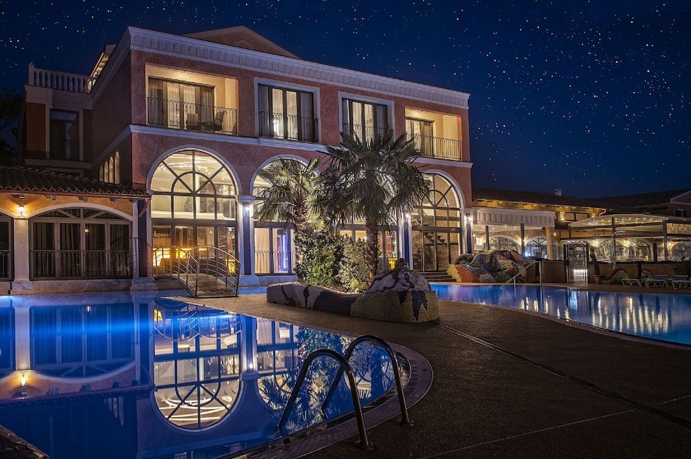 Villa Plaza Boutique Hotel & Spa 4 estrelas em Prešov