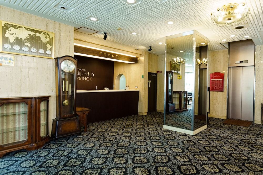 City Hotel Airport in Prince 2