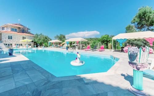 Paco's Resort Holiday Flats 3