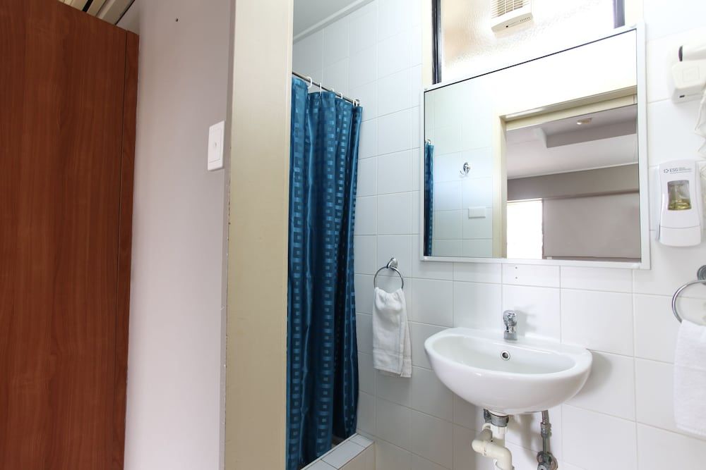 Tandara Hotel Motel 2