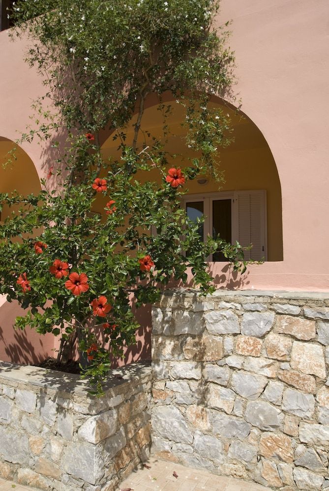 Kallicrates Village 3