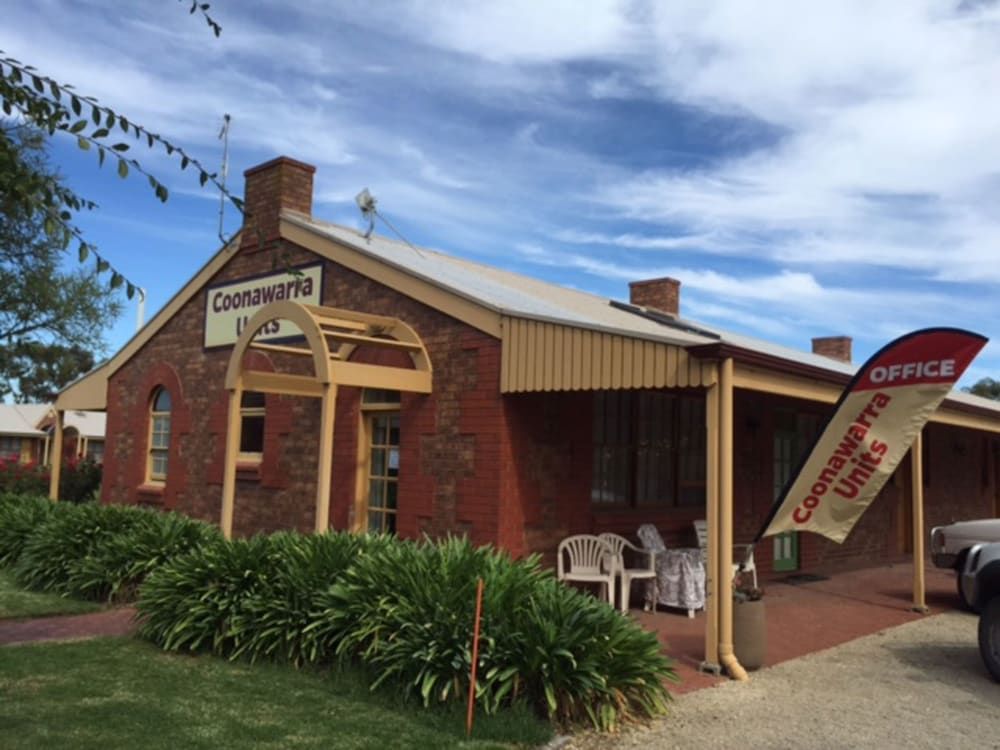 Coonawarra Place Motor Inn 2