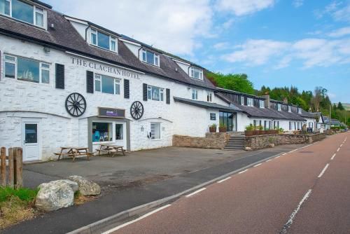 The Clachan Hotel, Lochearnhead 3