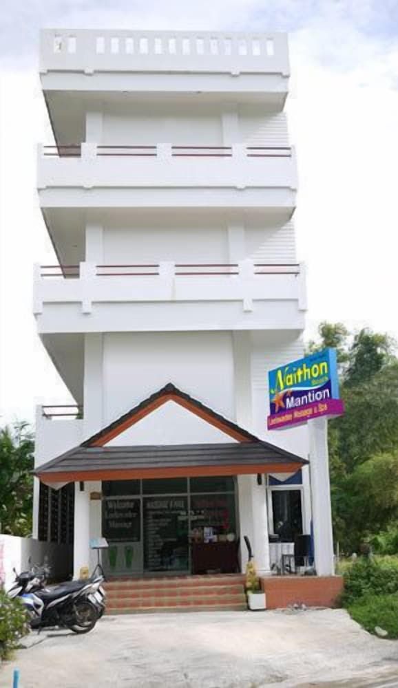 Naithon Beach Mansion 2 estrelas em Nai Yang Beach