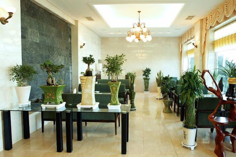 Oceanview Resortel 2