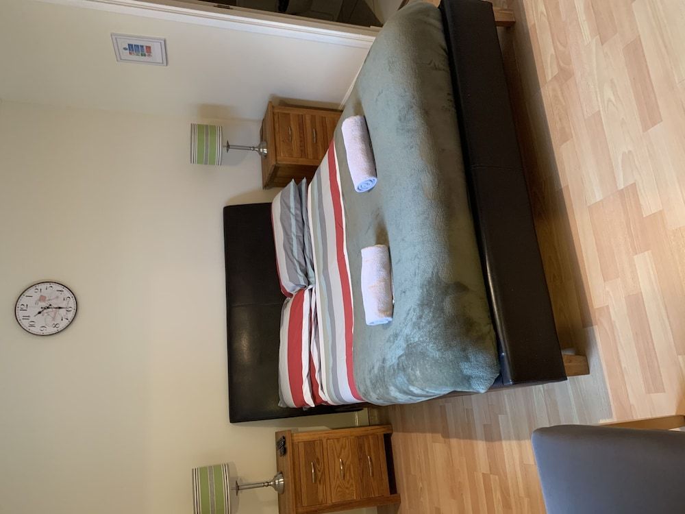 1 Loch Ness Hostel 3