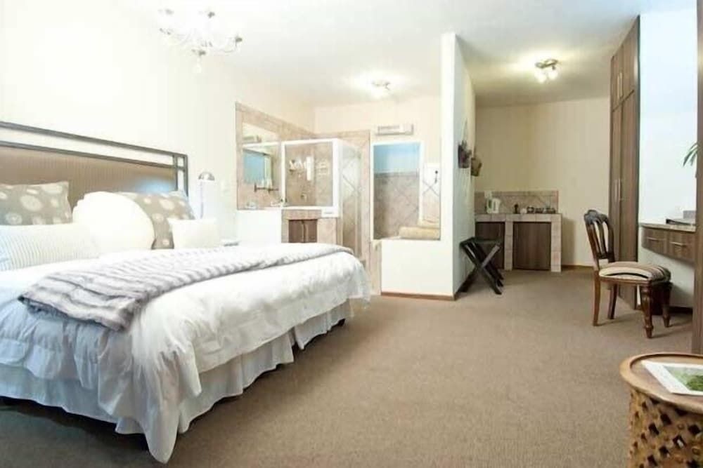 Overmeer Guest House 3