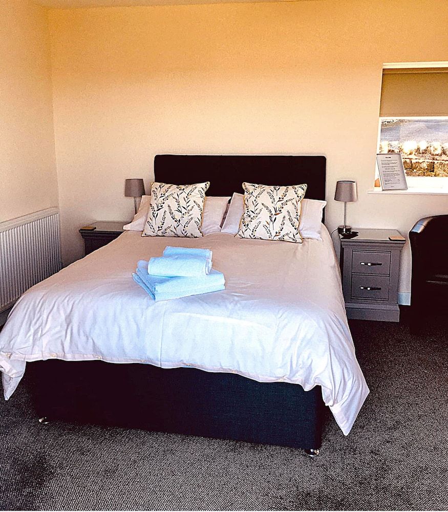 Chevin End Guest House 2