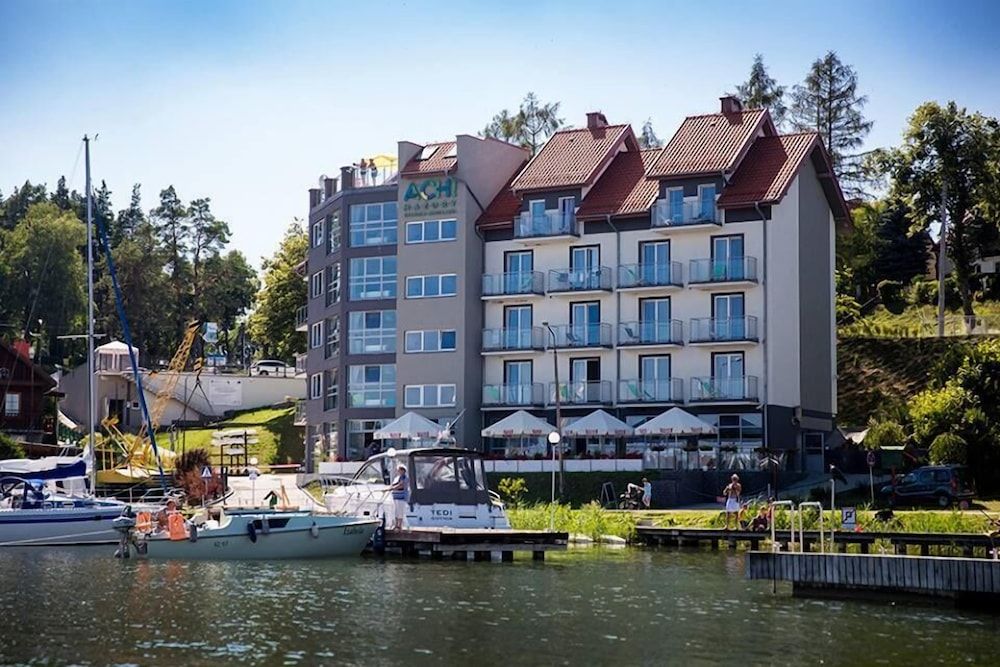 Ach Mazury Stanica Mikołajki