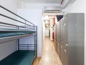 New Society Backpackers Hotel - Hostel