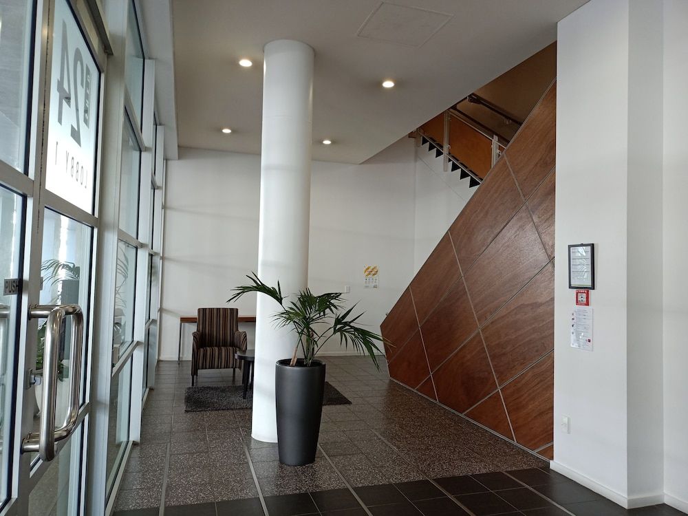 Princes Wharf Grace Apartment 2