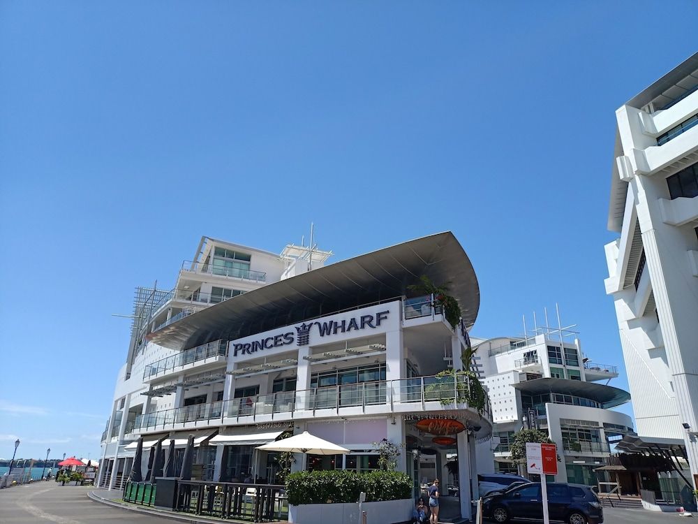 Princes Wharf Grace Apartment 1