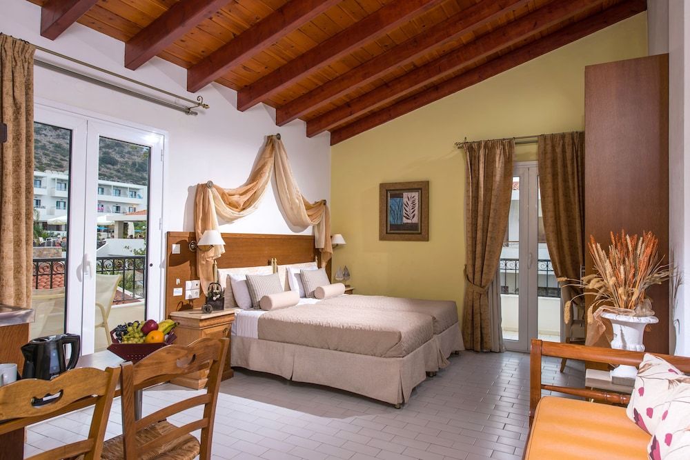 Camelot Royal Beds by Estia 1