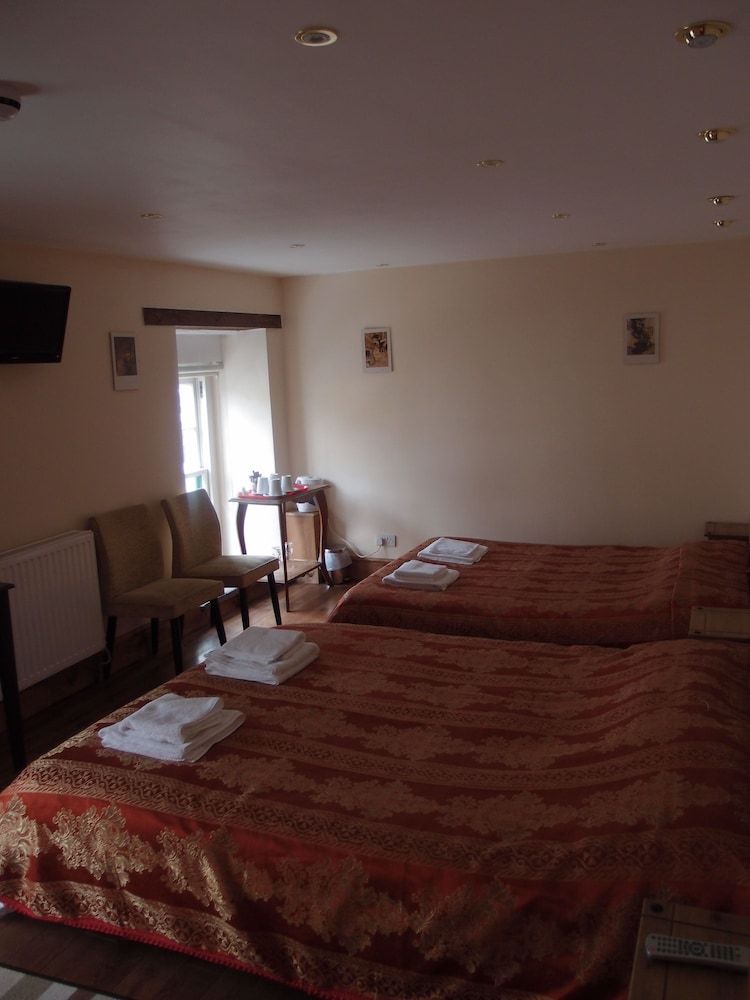 The Royal Britannia 2