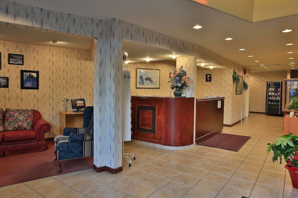 Glen Lyon Inn & Suites 3