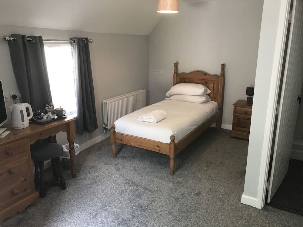 The Kicking Dickey 3