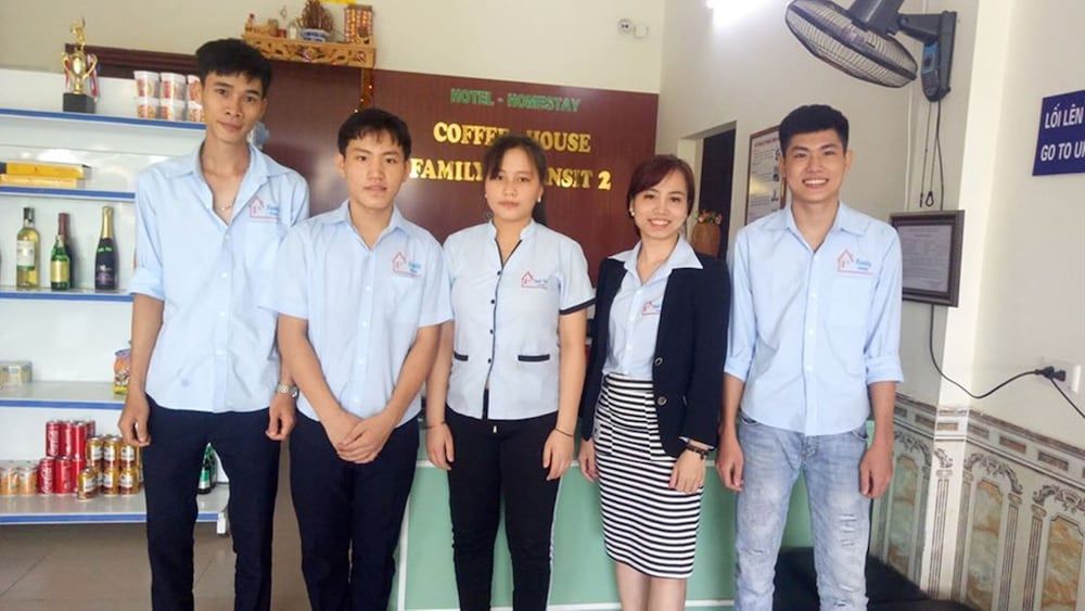 Family Transit Hotel 2