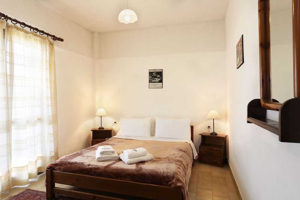 Monemvasia Green Apartments 2