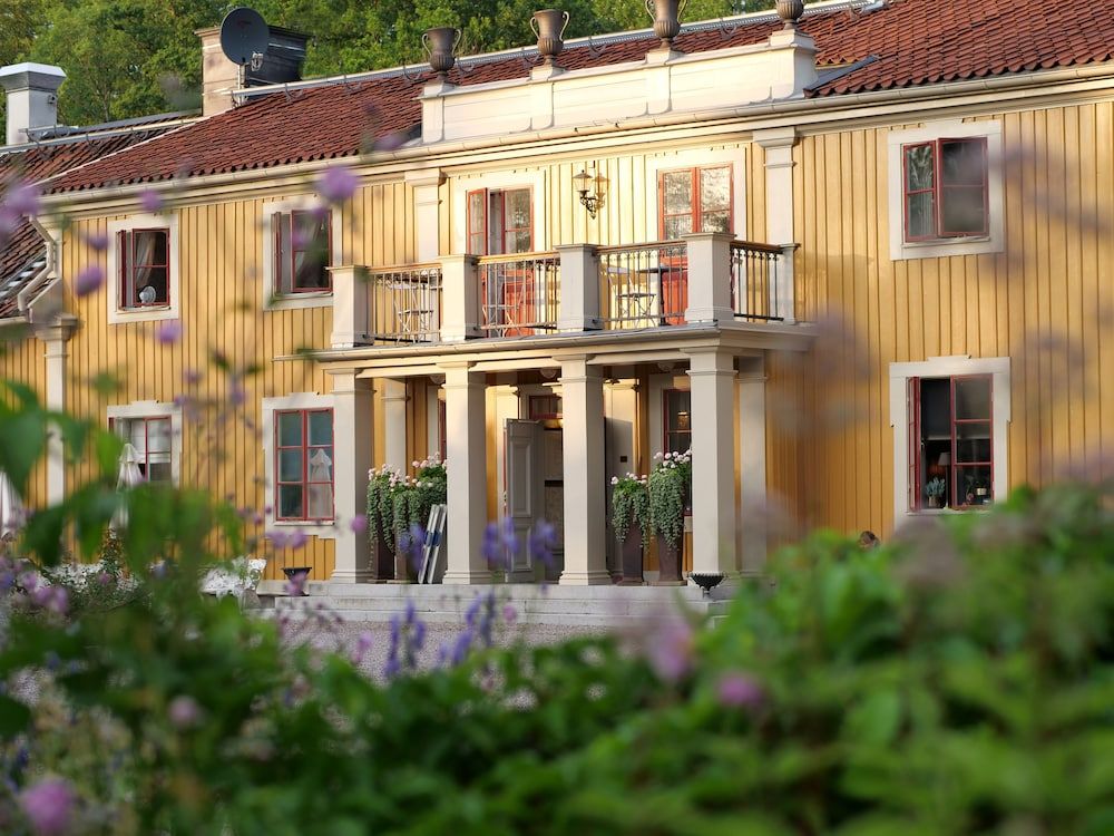 Dufweholms Herrenhof 3 étoiles à Katrineholm