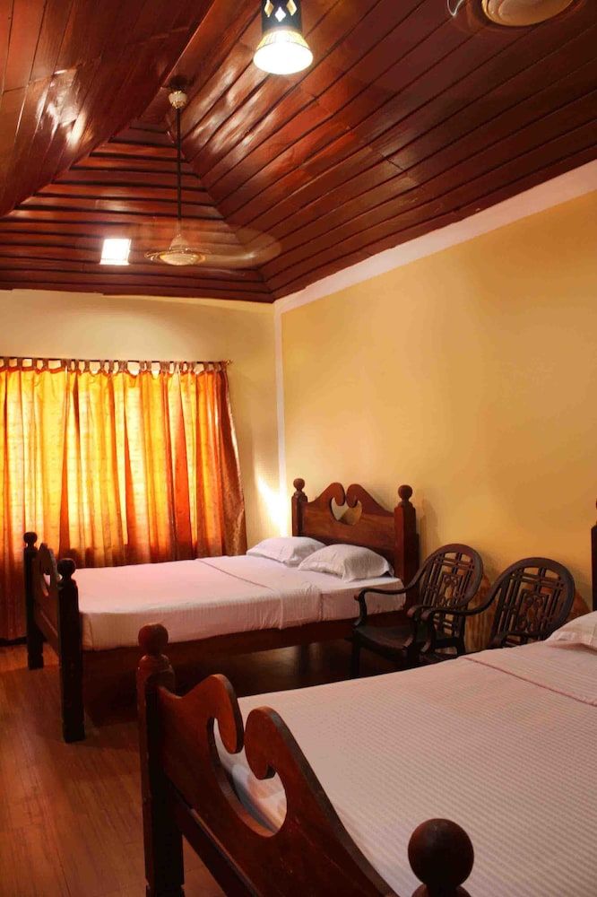 Chandragiri Bungalow 3