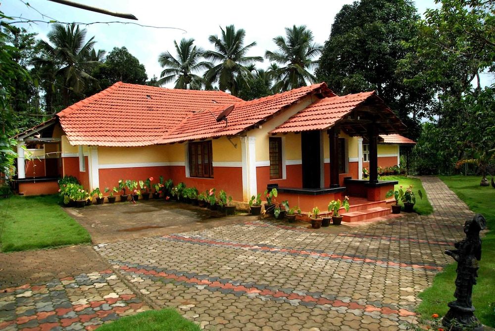 Chandragiri Bungalow 2