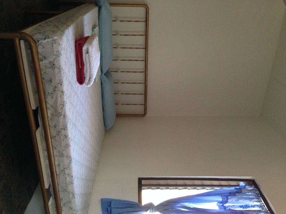 Lapu Lapu Cottages and Restaurant 2