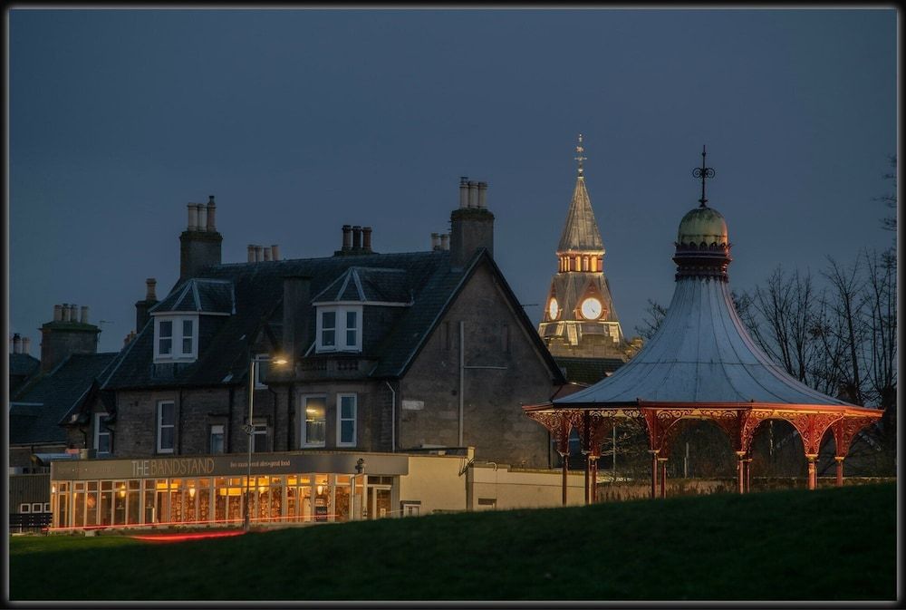 The Bandstand 3 estrellas en Nairn