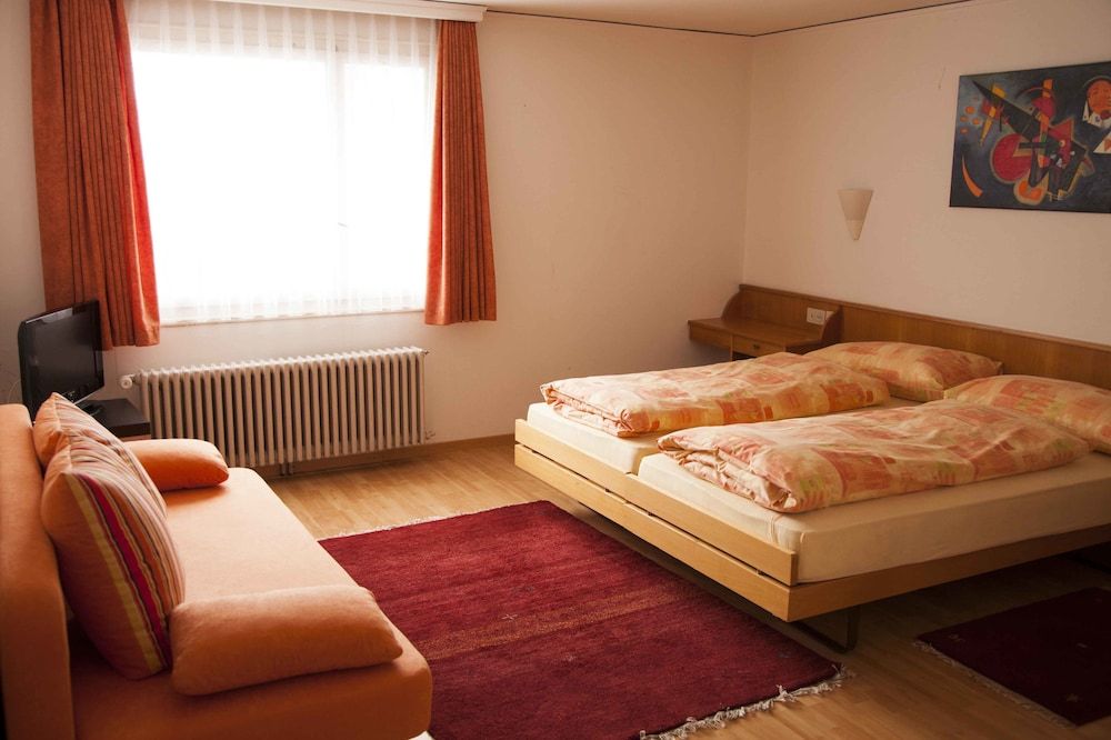 Chamanna Bed & Breakfast Arosa 2