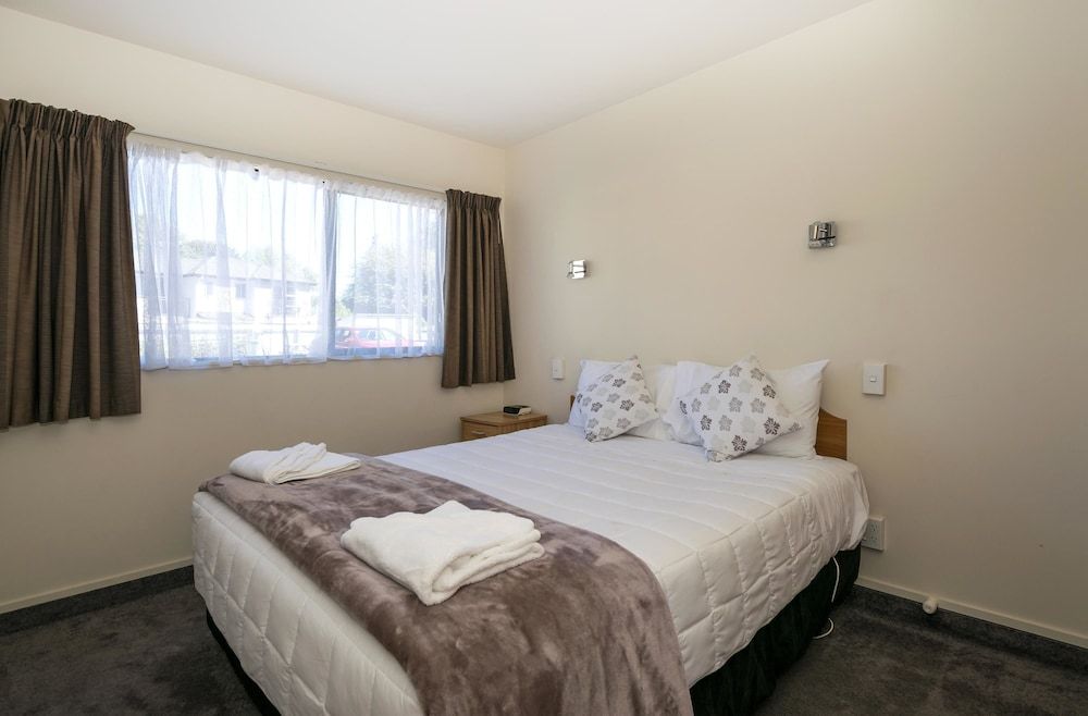 Ashleigh Court Motel 3