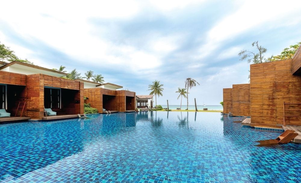 Wendy The Pool Resort 1