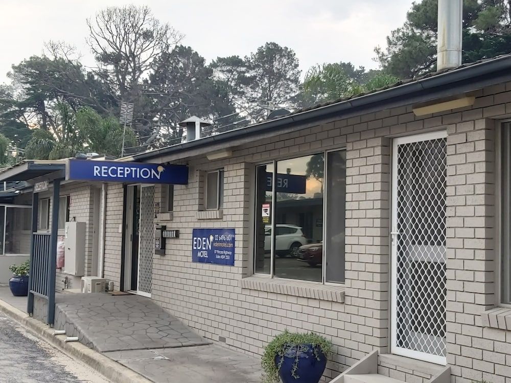 Eden Motel 2