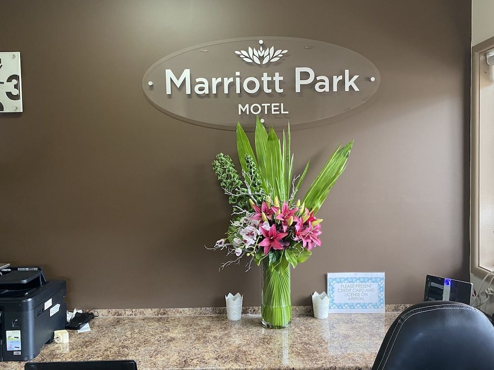 Marriott Park Motel 2