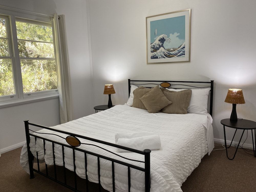 Giants Table and Cottages 2