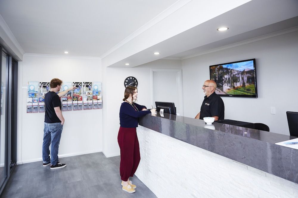 National Hotel Complex and Bendigo Central Apartments 2