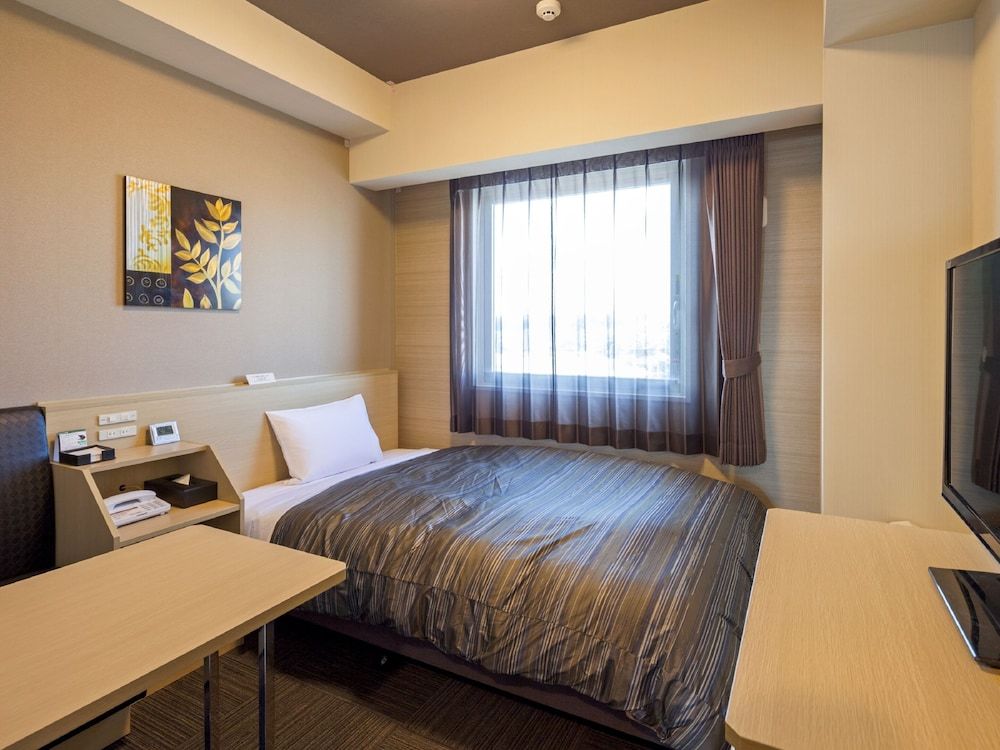 Hotel Route Inn Minami Yokkaichi 3