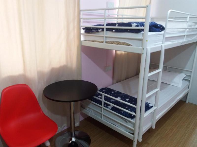 The Hive Singapore Hostel 3