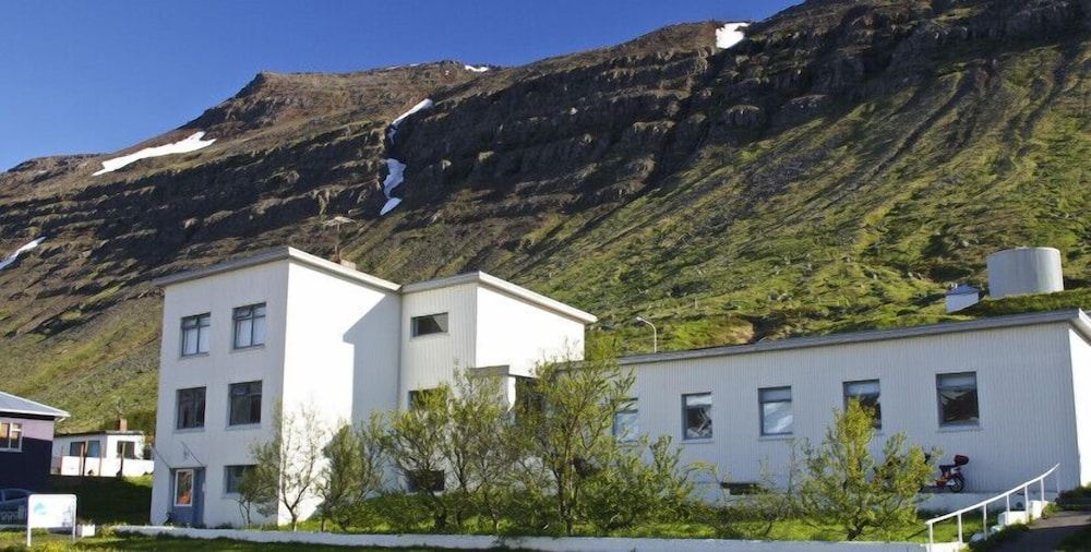 Comfy Guesthouse Westfjords 1
