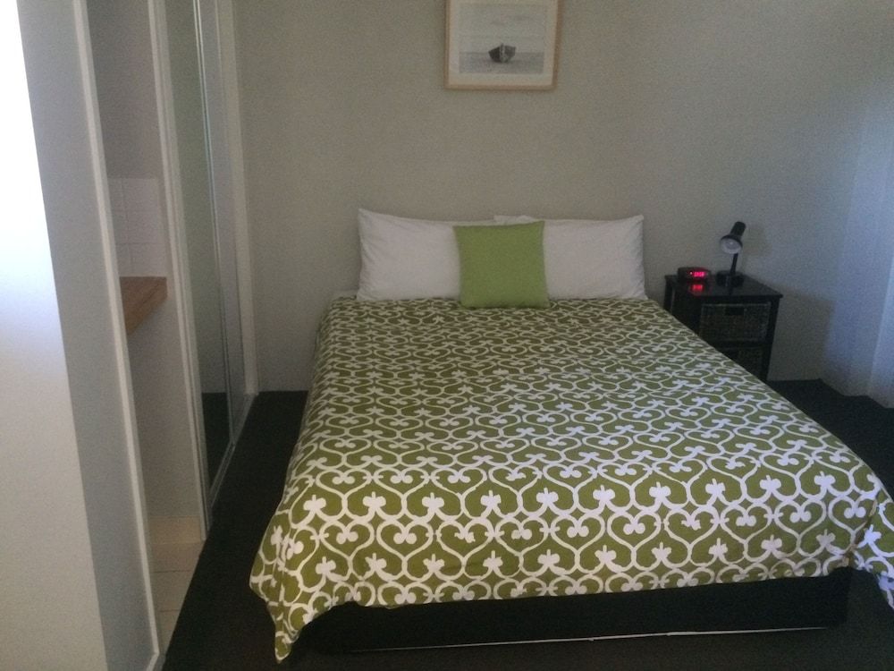 Portarlington Beach Motel 3