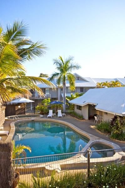 Pelican Beach Resort