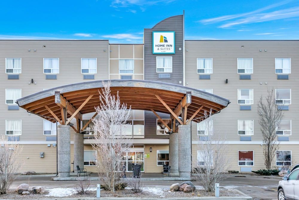 Home Inn and Suites Lloydminster 2 estrellas en Lloydminster