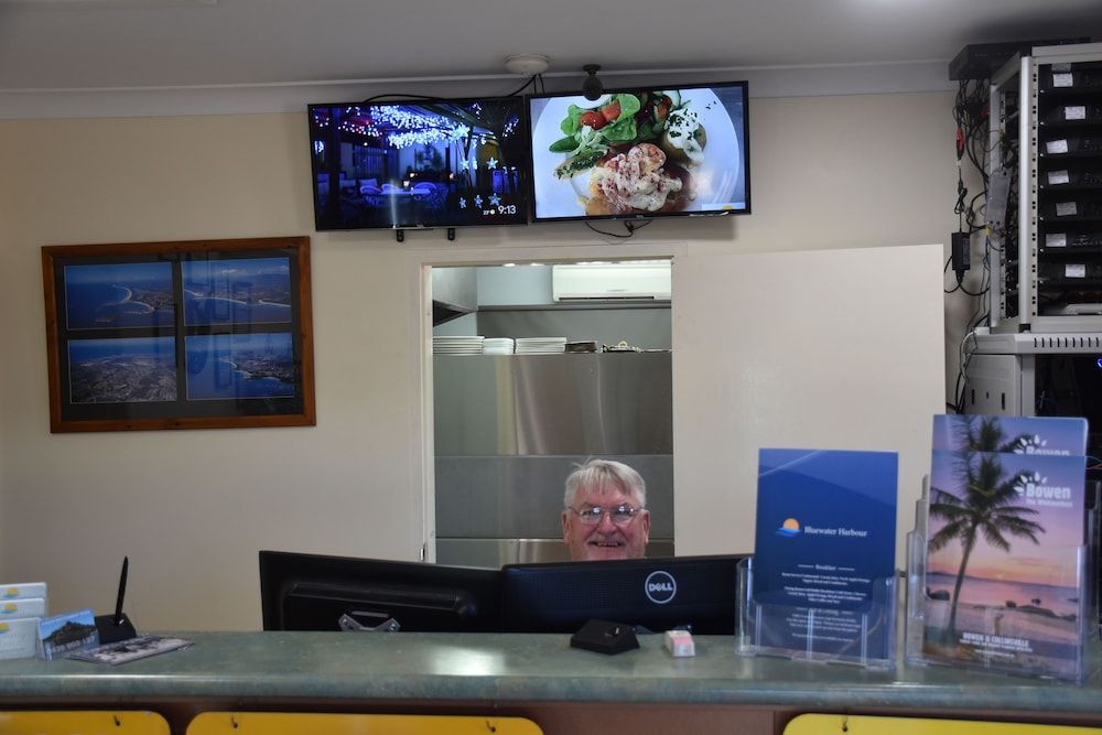 Bluewater Harbour Motel 2