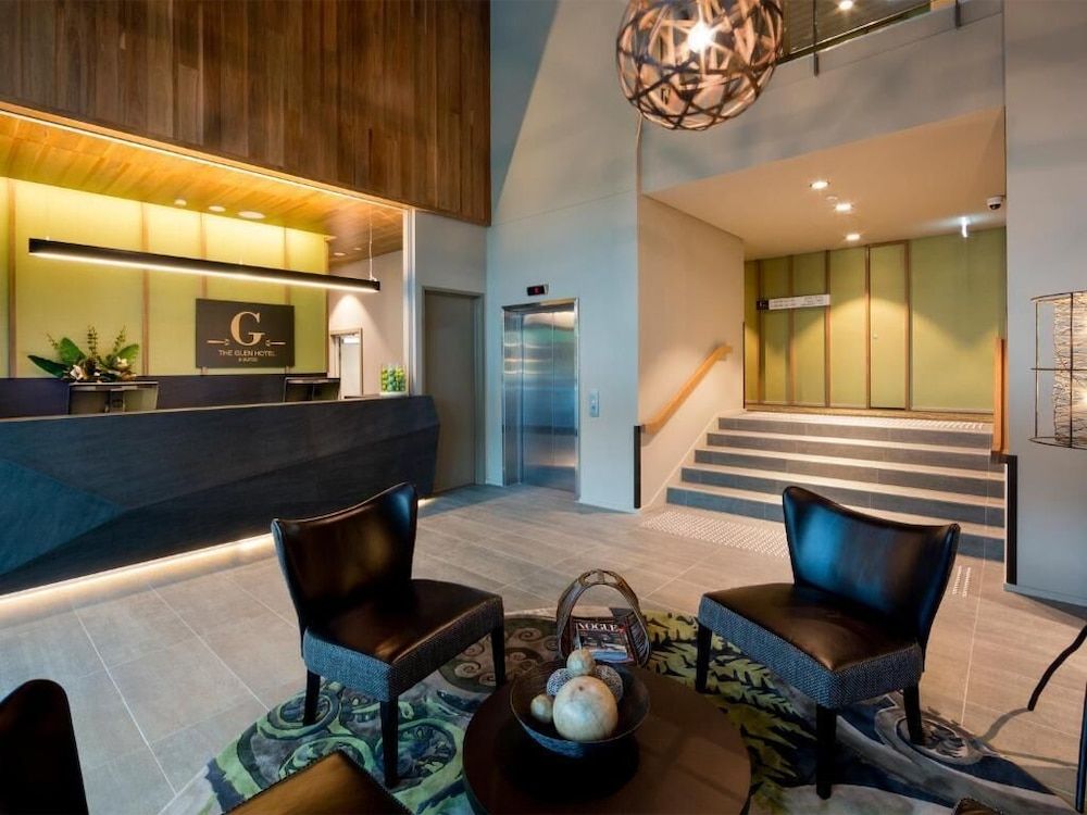 The Glen Hotel & Suites 1