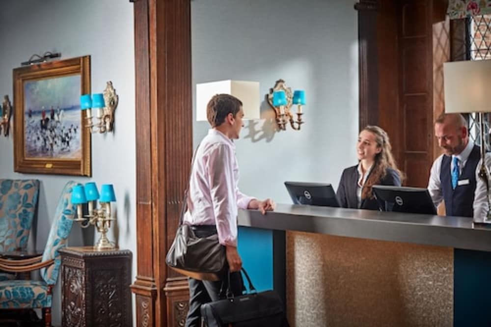 Great Fosters - A Small Luxury Hotel 2