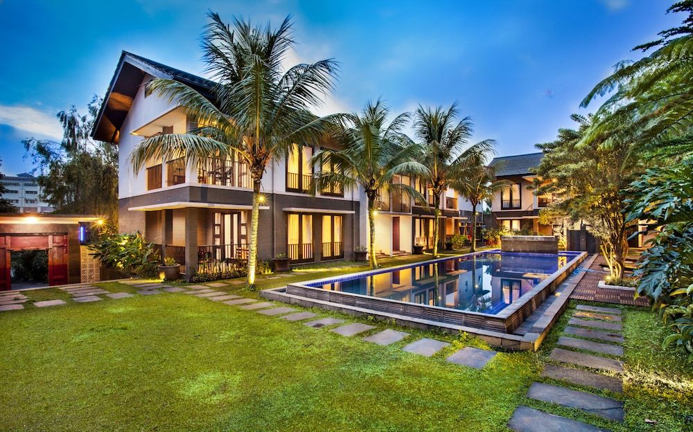Summer Hill 1